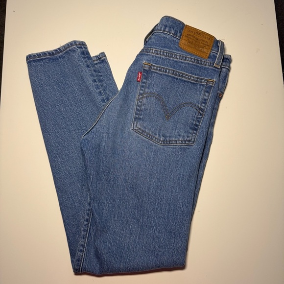 Levi's® Premium WEDGIE ICON FIT ANKLE Button Fly WOMEN'S JEANS size 26 - Picture 13 of 13